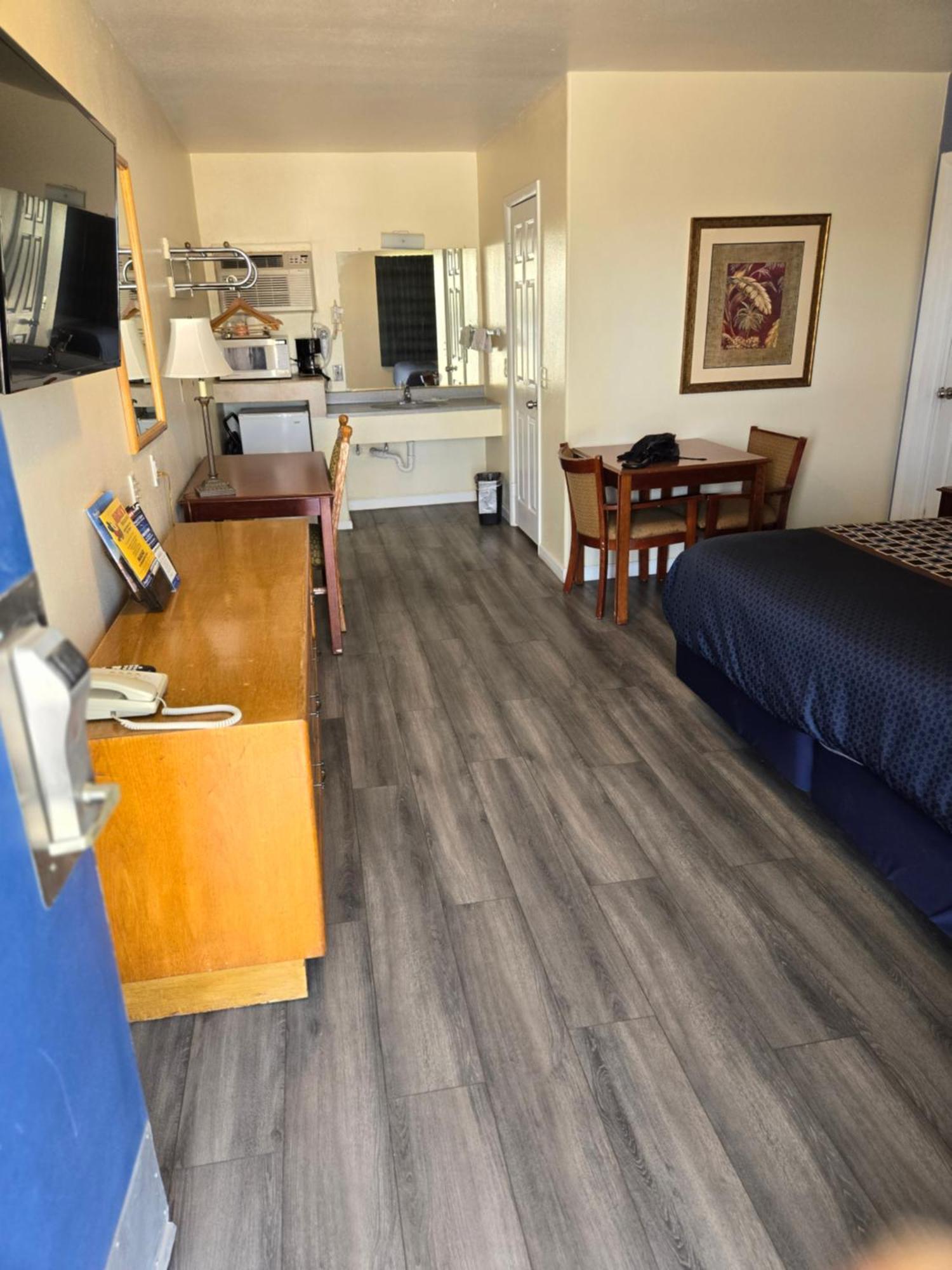 Rodeway Inn & Suites Blythe I-10 Екстер'єр фото
