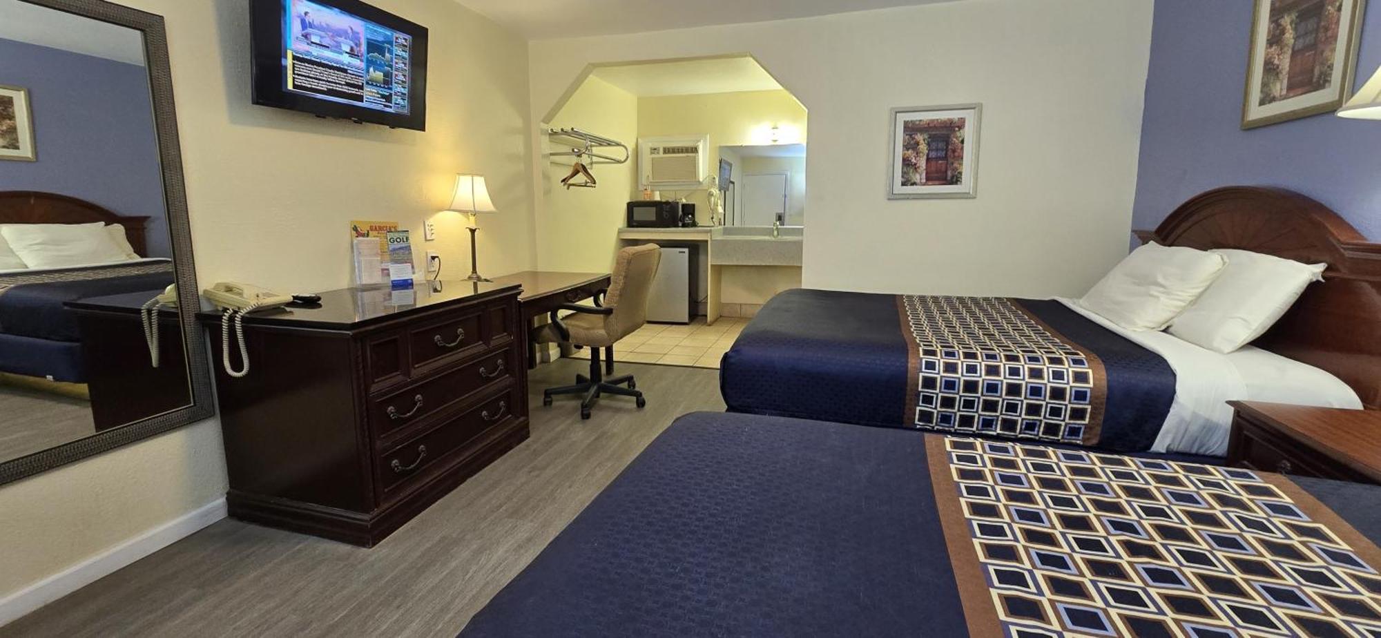Rodeway Inn & Suites Blythe I-10 Екстер'єр фото